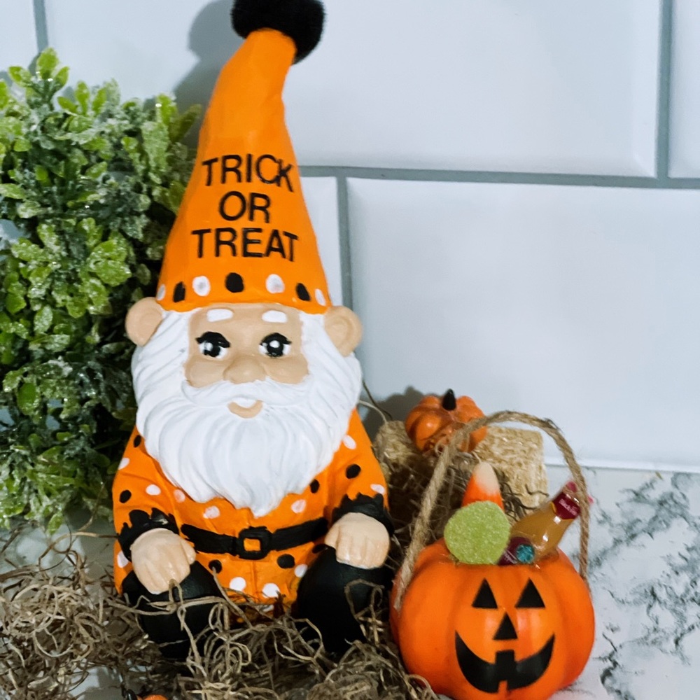 Halloween Trick Or Treat Gnome